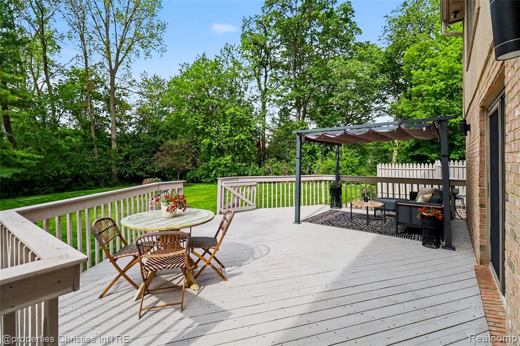 252 Granada Drive, White Lake, MI — Photo 15