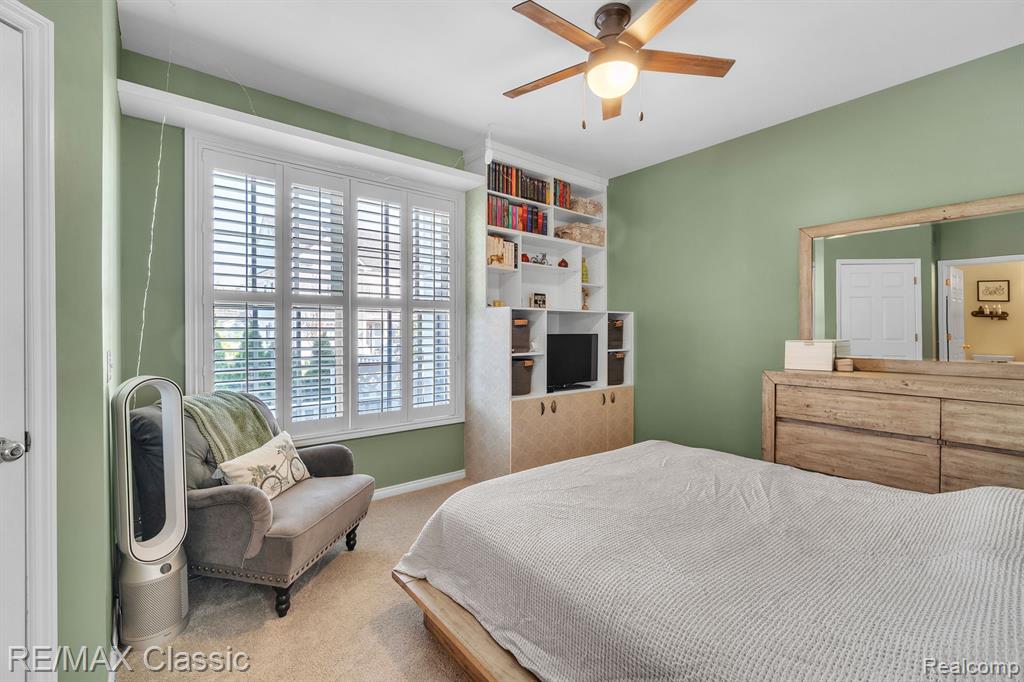 50403 MONROE Street, Canton, MI 48188 — Photo 23