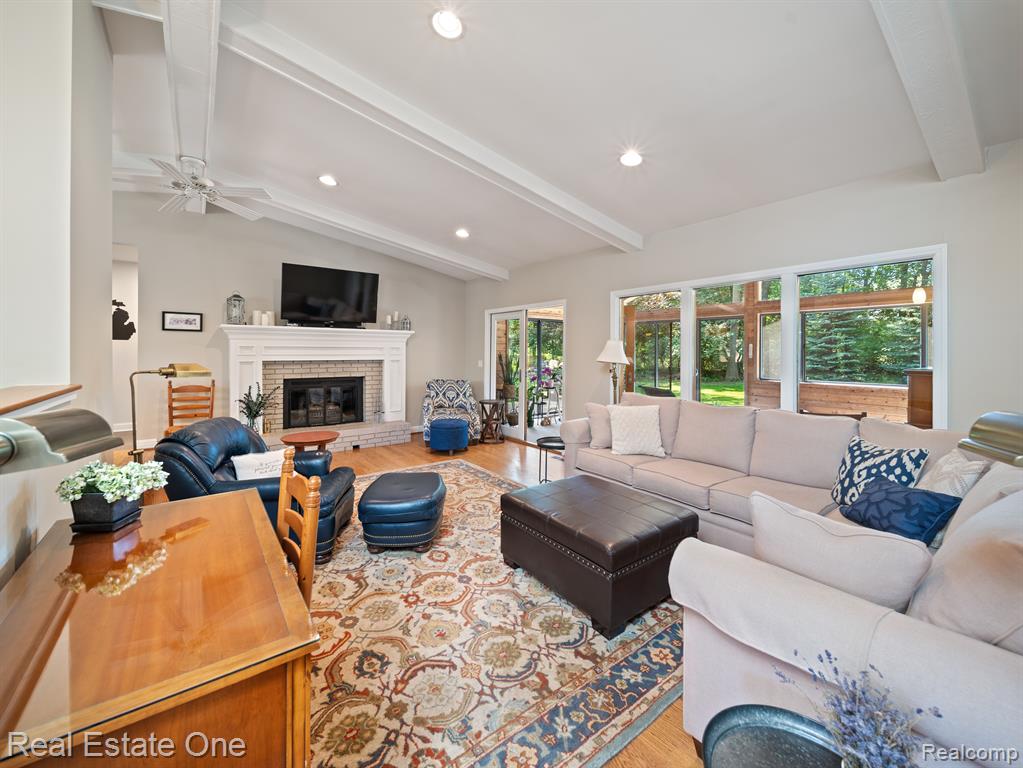 5026 GALLAGHER Boulevard, Whitmore Lake, MI 48189 — Photo 23