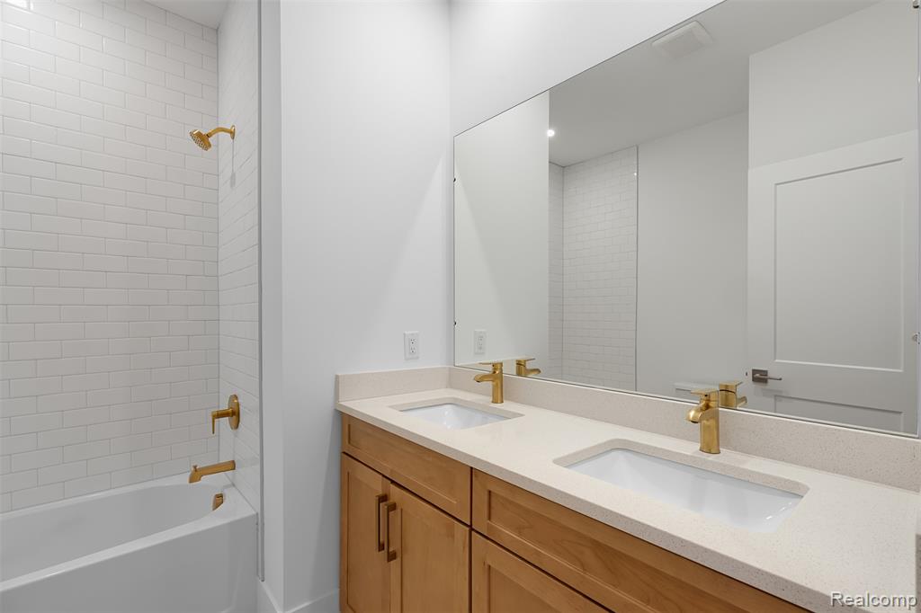 404 S Center Street, Northville, MI 48167 — Photo 19