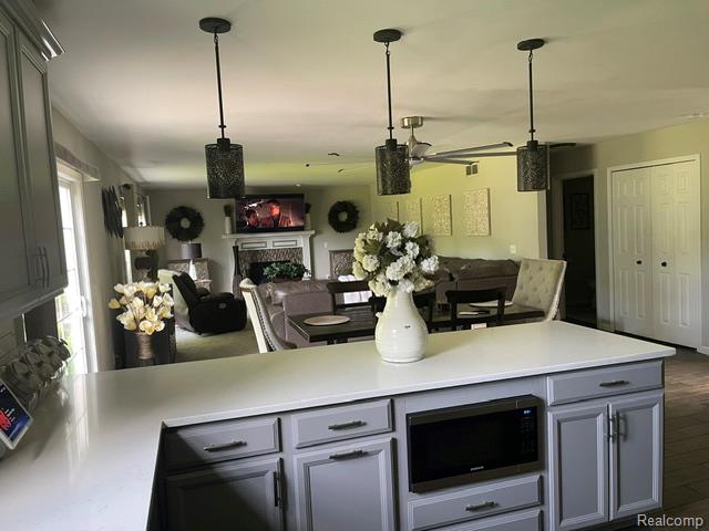 5827 Woodfield Parkway, Grand Blanc, MI 48439 — Photo 23