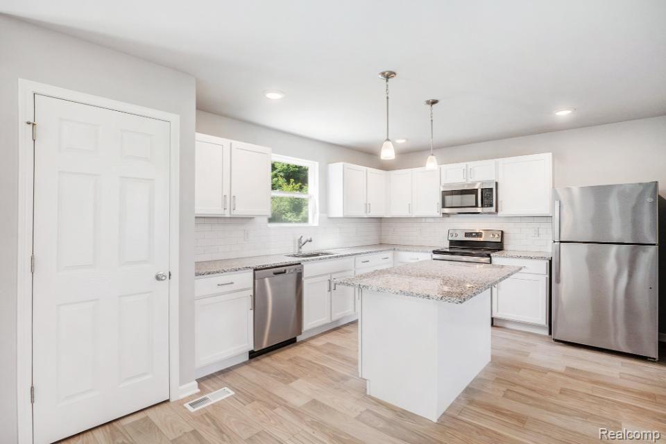 6122 Sage Court, Grand Blanc, MI 48439 — Photo 6