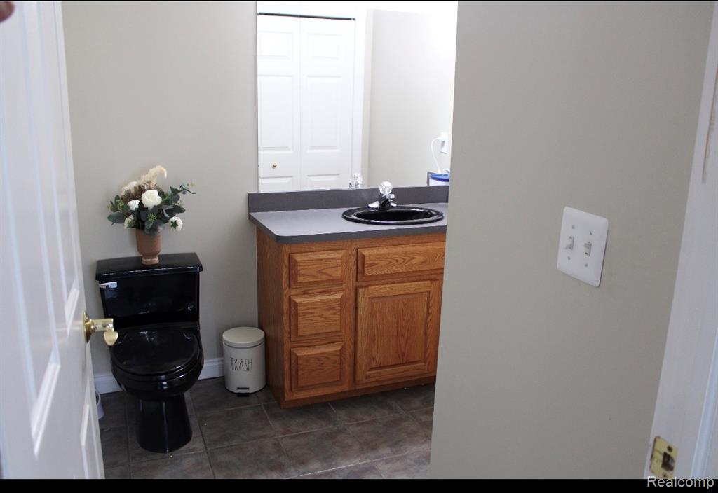3255 Burning Tree Lane, Attica, MI 48412 — Photo 28