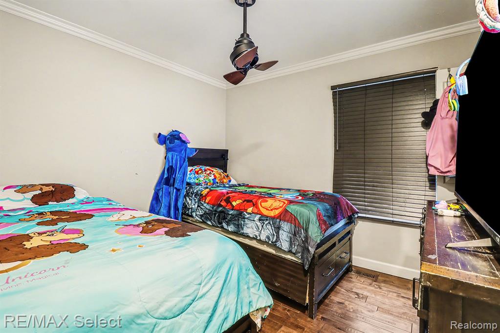 41952 King Edward Court, Clinton Twp, MI 48038 — Photo 14