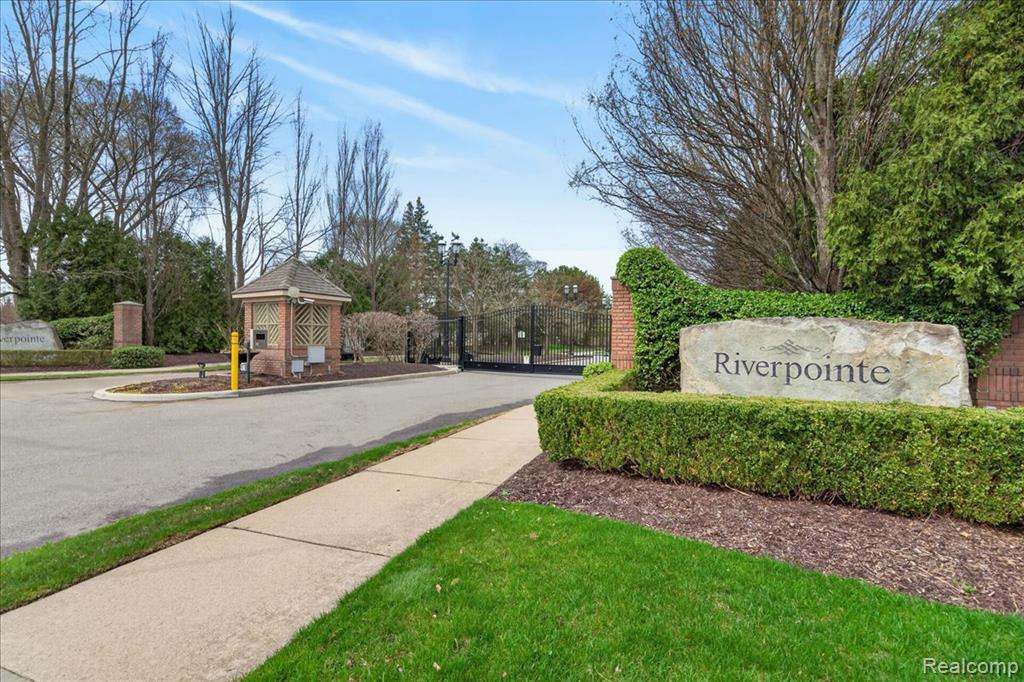 20196 Huron Drive, Clinton Twp, MI 48038 — Photo 47