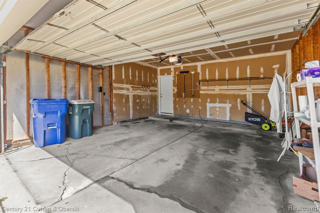 39798 CHEVIOT Road, Canton, MI 48188 — Photo 36