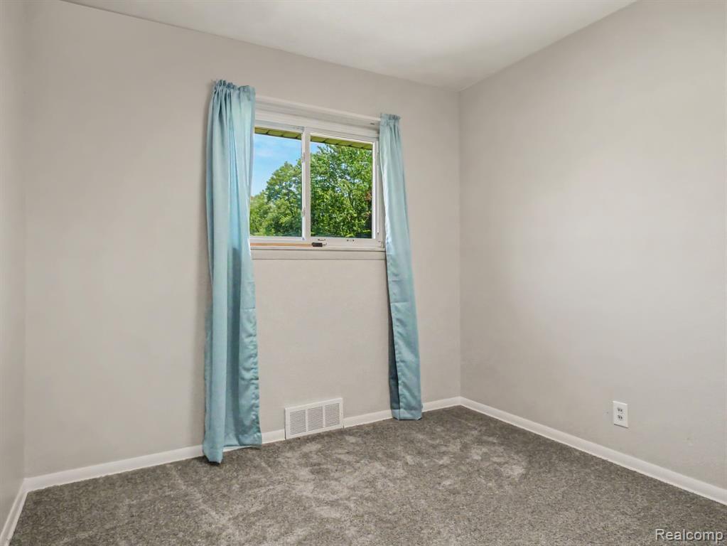 6075 Detroit Street, Mount Morris, MI 48458 — Photo 9