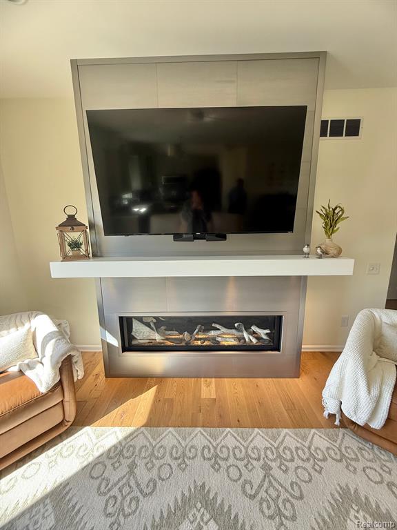 7975 COLLEEN Drive, Fowlerville, MI 48836 — Photo 15