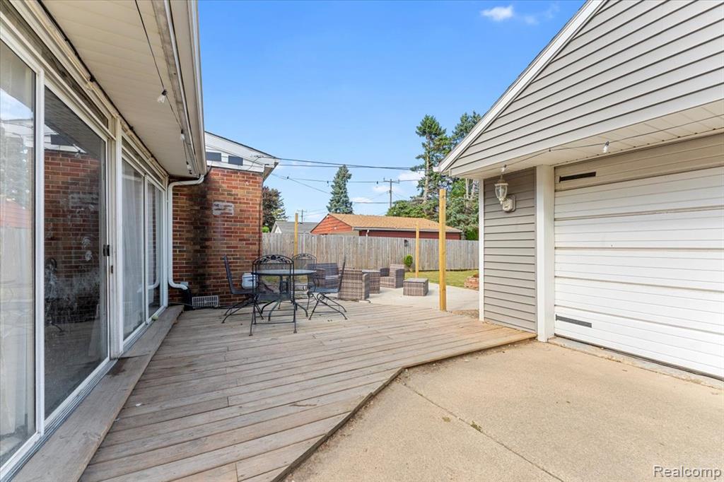 6365 Buckingham Avenue, Allen Park, MI 48101 — Photo 21