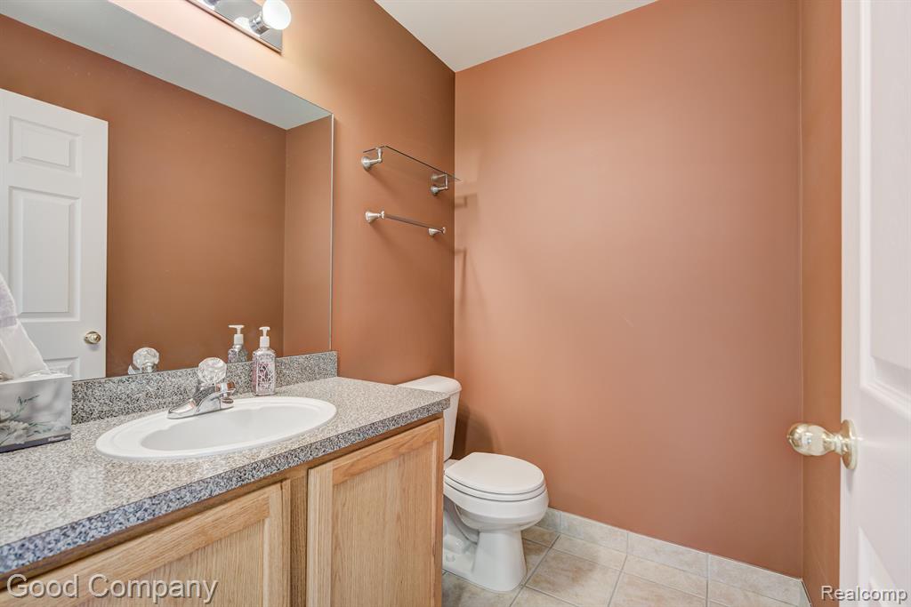 423 CEDAR Street, Wyandotte, MI 48192 — Photo 26