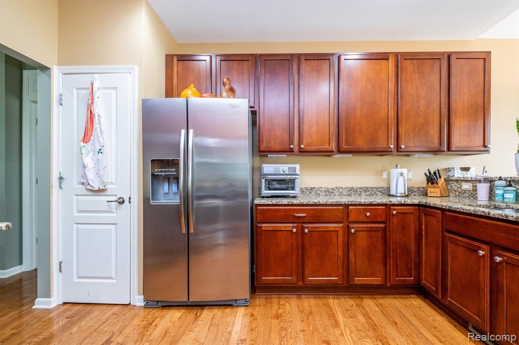 49290 FREESTONE Drive, Northville, MI 48168 — Photo 16