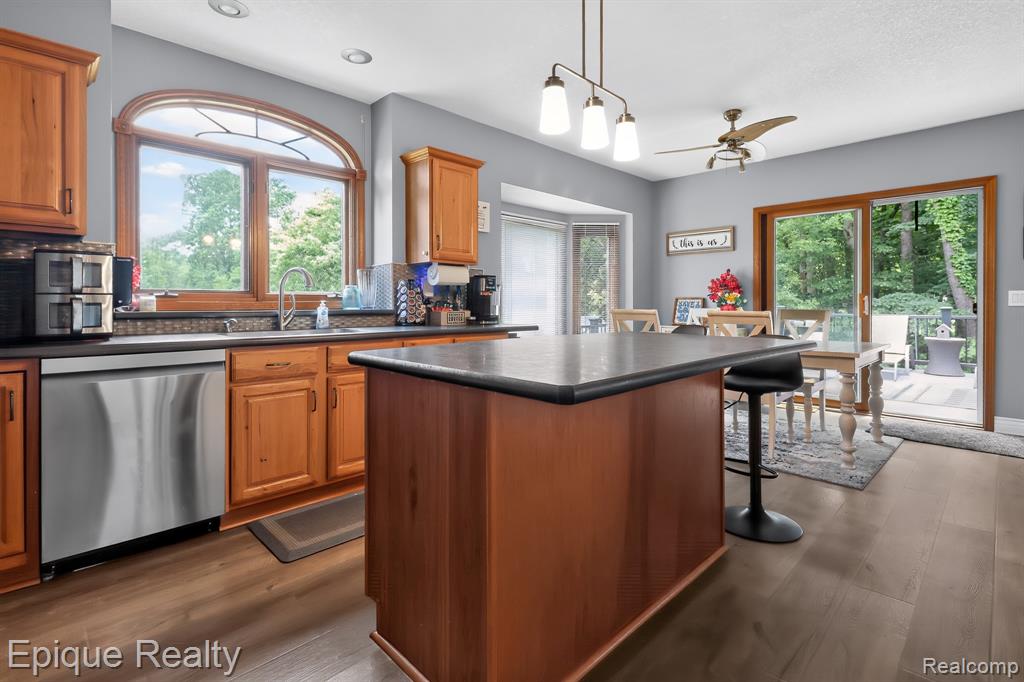 3333 Hemmingway Lane, Lambertville, MI 48144 — Photo 10