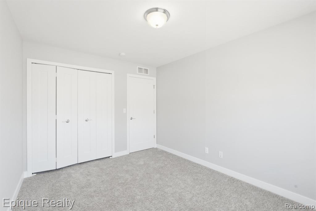 25495 Grandview Lane, 25, Novi, MI — Photo 12