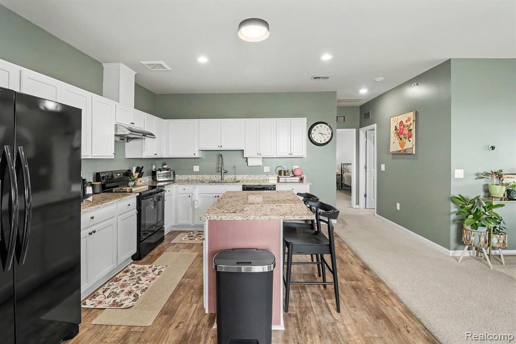 9864 Ridge Run Street, Howell, MI 48855 — Photo 10