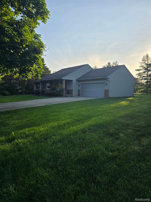 59644 STERLING Drive, New Hudson, MI 48165 — Photo 2