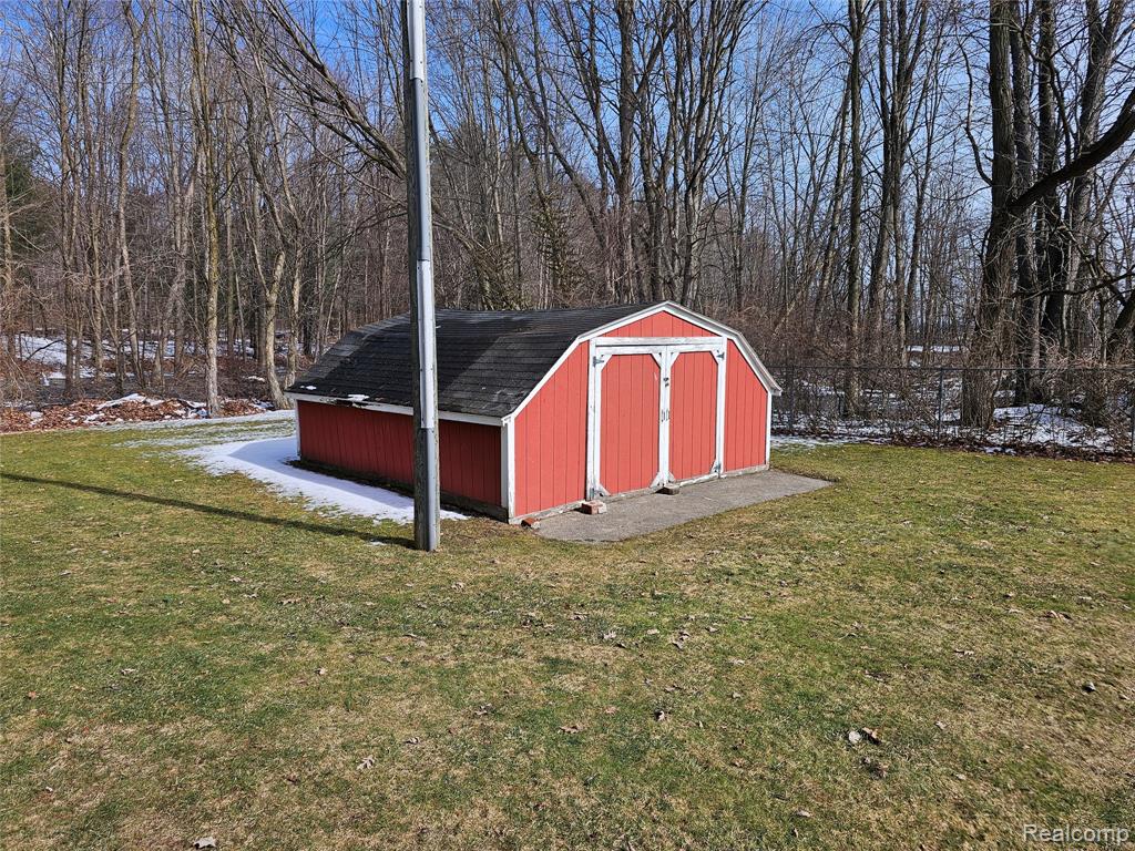 9166 Millington Road, Vassar, MI 48768 — Photo 16