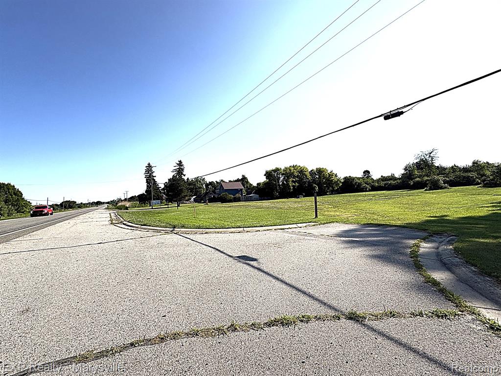 8422 Brockway Road, Yale, MI 48097