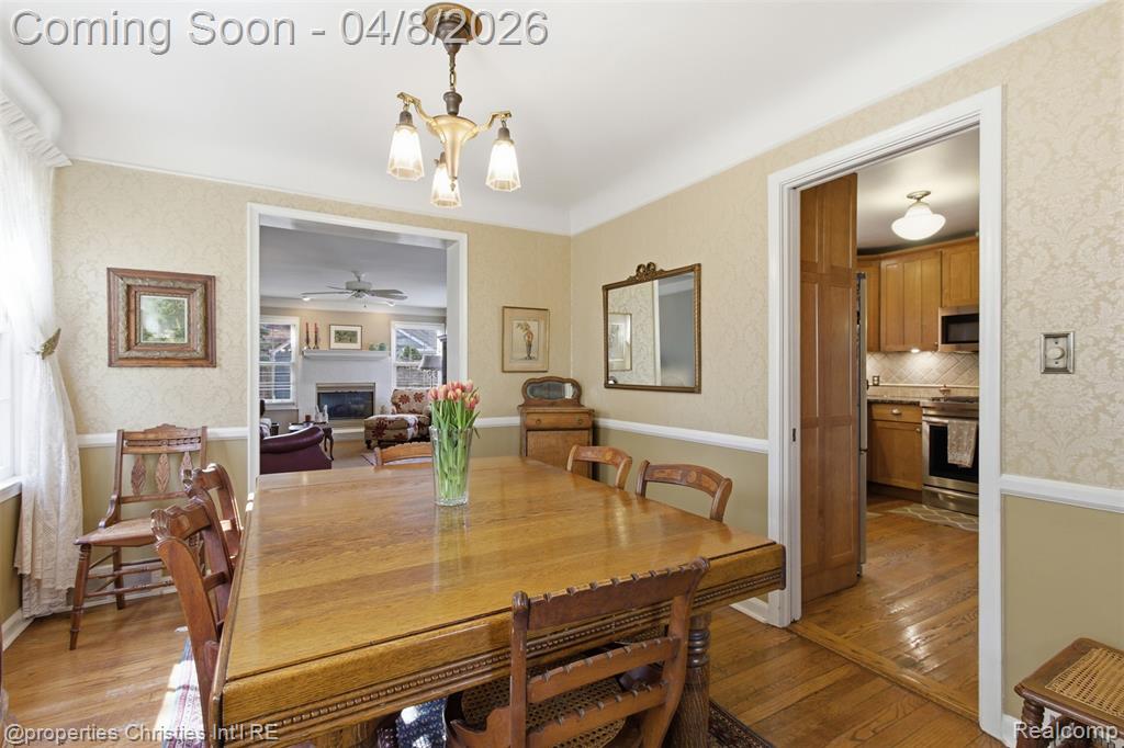 926 Abbey Street, Birmingham, MI 48009 — Photo 10
