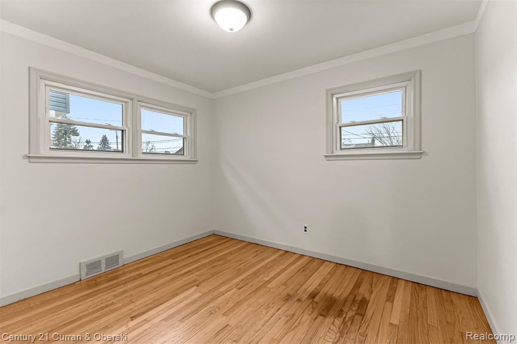 8054 Robinson Avenue, Allen Park, MI 48101 — Photo 14