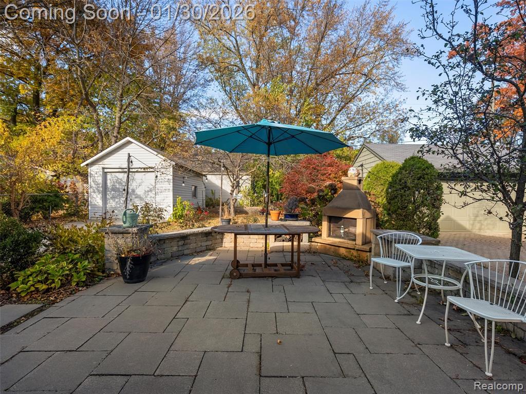 81 Wellesley Drive, Pleasant Ridge, MI — Photo 33
