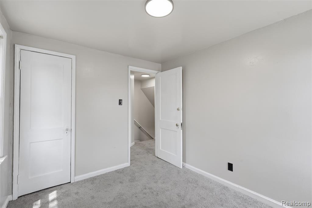 7335 Curtis Street, Detroit, MI 48221 — Photo 17