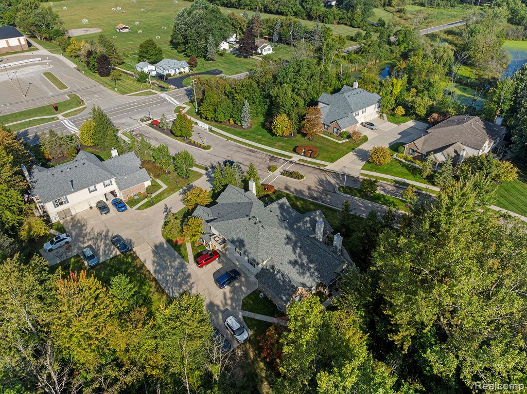 4034 Stonebridge, Holly, MI 48442 — Photo 28