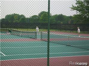 5335 BREEZE HILL, Troy, MI 48098 — Photo 24