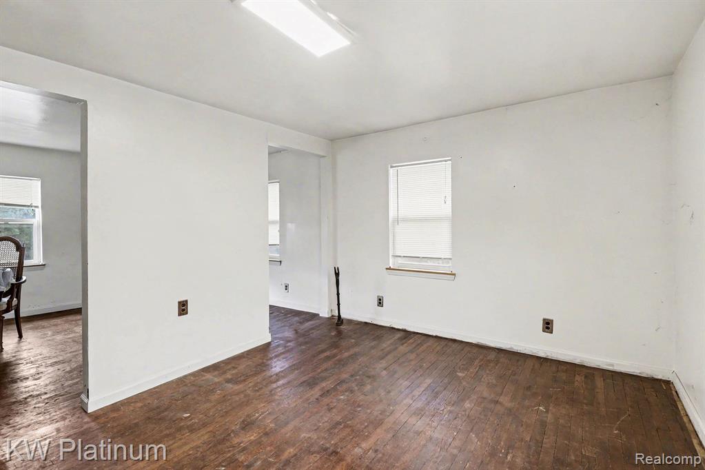 5160 Laur Road, North Branch, MI 48461 — Photo 12