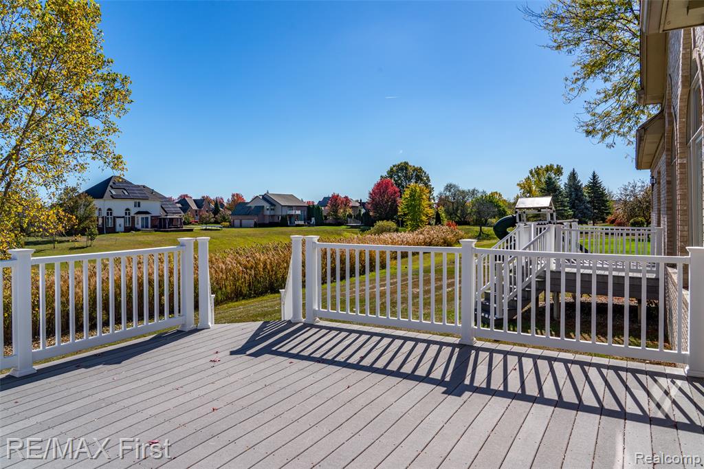 47368 Dove Court, Shelby Twp, MI 48315 — Photo 11