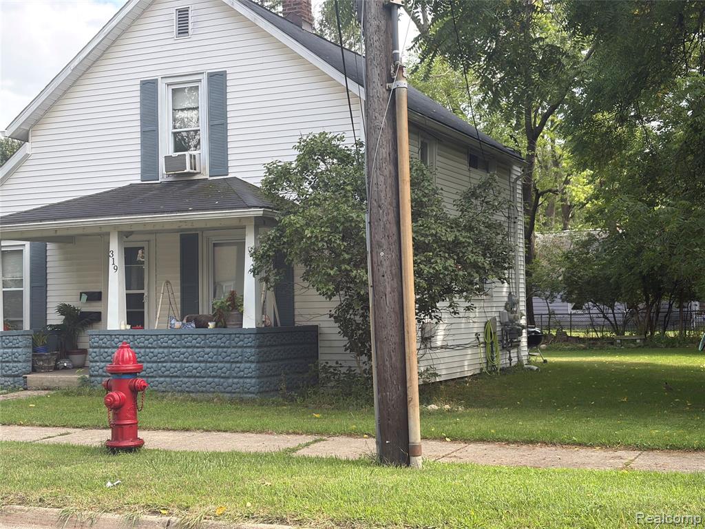 319 1st Street, Rochester, MI 48307