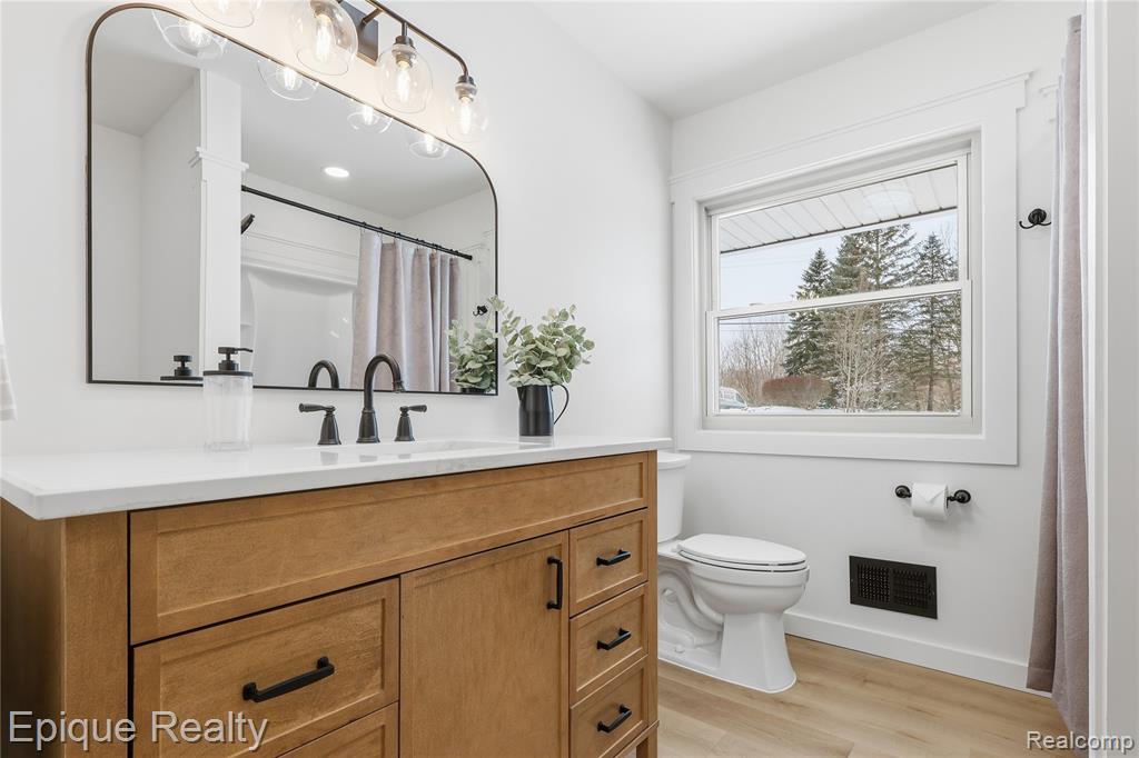 4563 Clifford Road, Brighton, MI 48116 — Photo 22