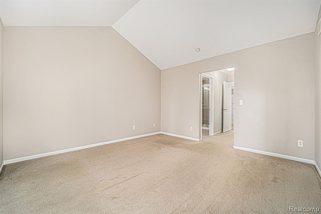52850 Sable Drive, Unit #26, Macomb, MI 48042 — Photo 14