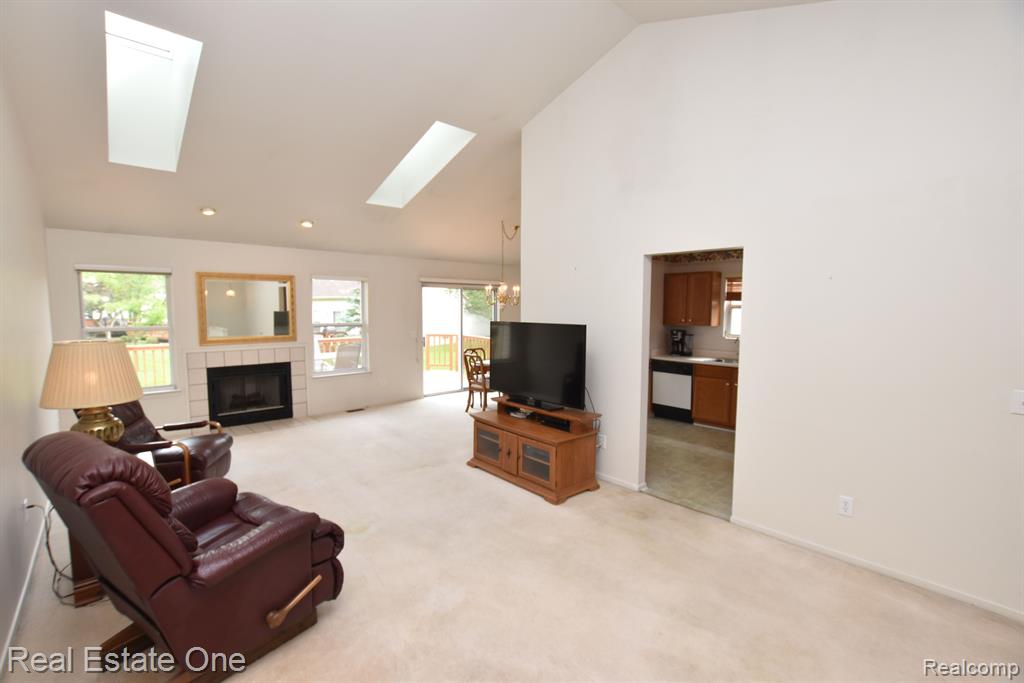 2117 OAKBROOK Boulevard, Walled Lake, MI 48390 — Photo 9