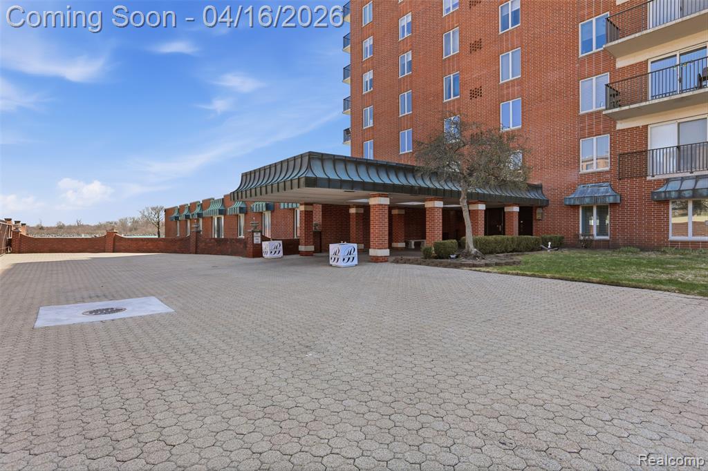 3301 Biddle Avenue, 4C, Wyandotte, MI 48192 — Photo 3