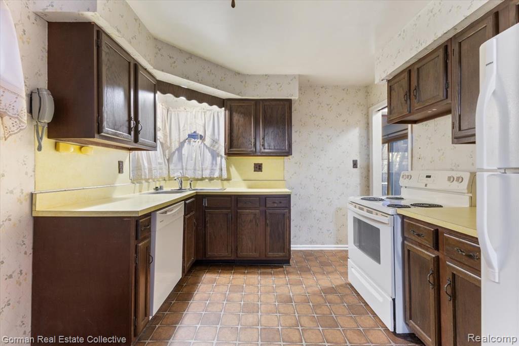 730 Eastlawn Avenue, Madison Heights, MI 48071 — Photo 6
