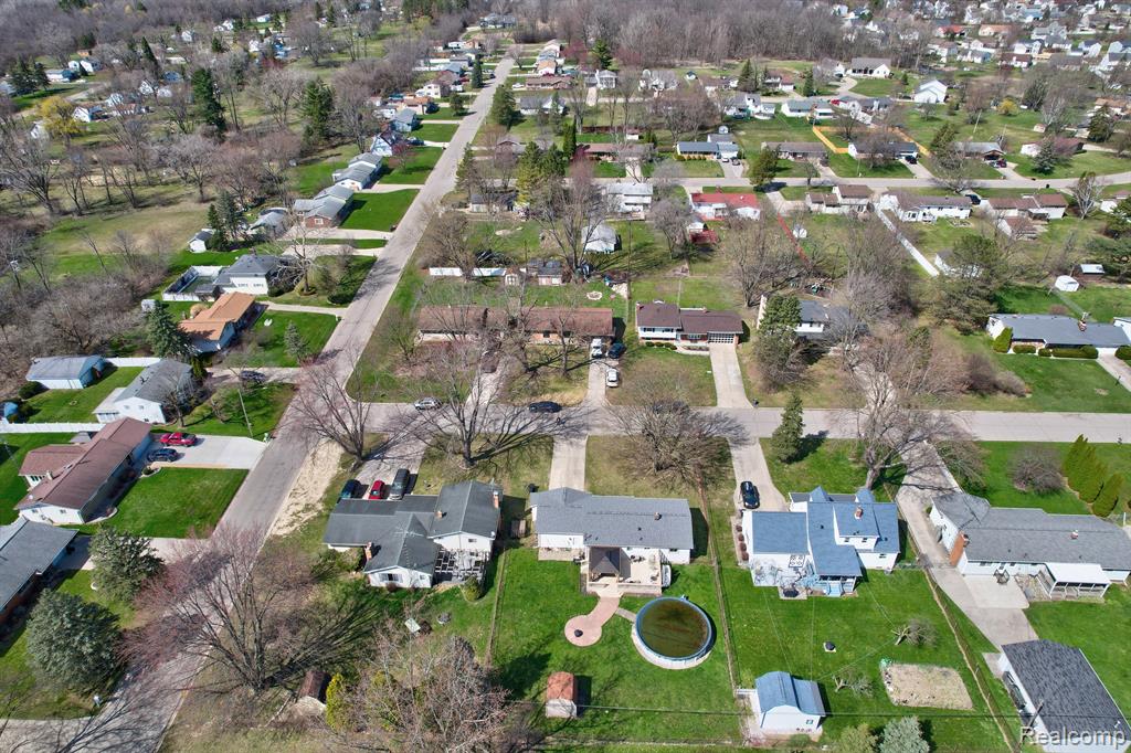 4342 SUNNYMEAD Avenue, Burton, MI 48519 — Photo 11