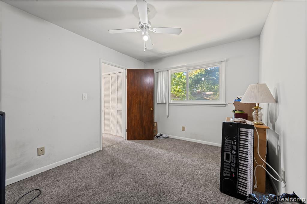 9627 Merriman Road, Livonia, MI 48150 — Photo 27