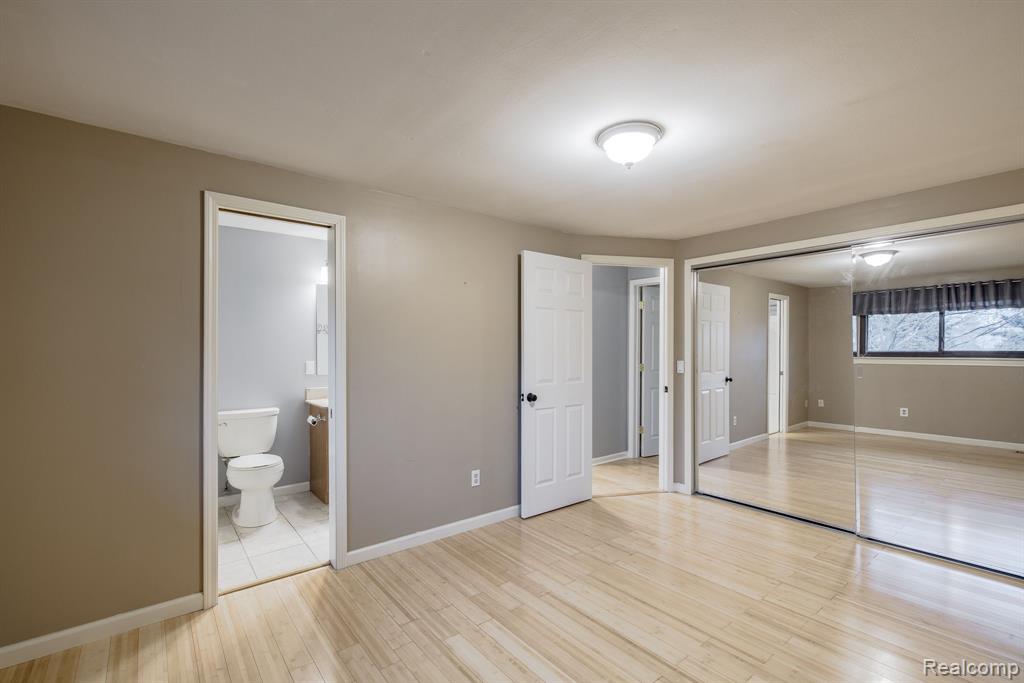 5285 WOODCREEK Trail, Clarkston, MI — Photo 31