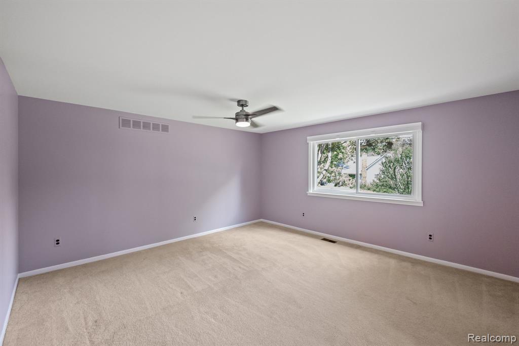 663 Lake Forest Road, Troy, MI 48309 — Photo 19