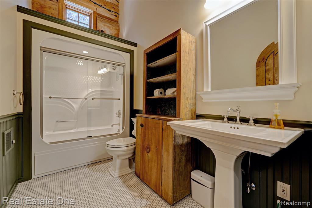 4340 Lahring Road, Holly, MI 48442 — Photo 41