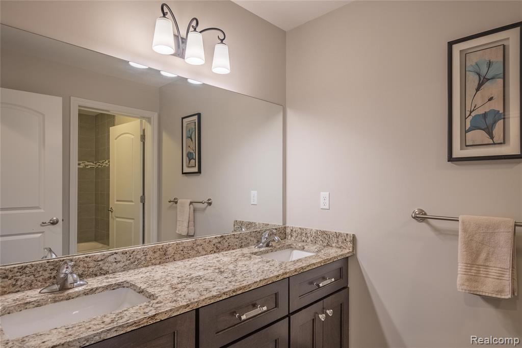 55712 Glenbrooke Drive, Shelby Twp, MI 48316 — Photo 41