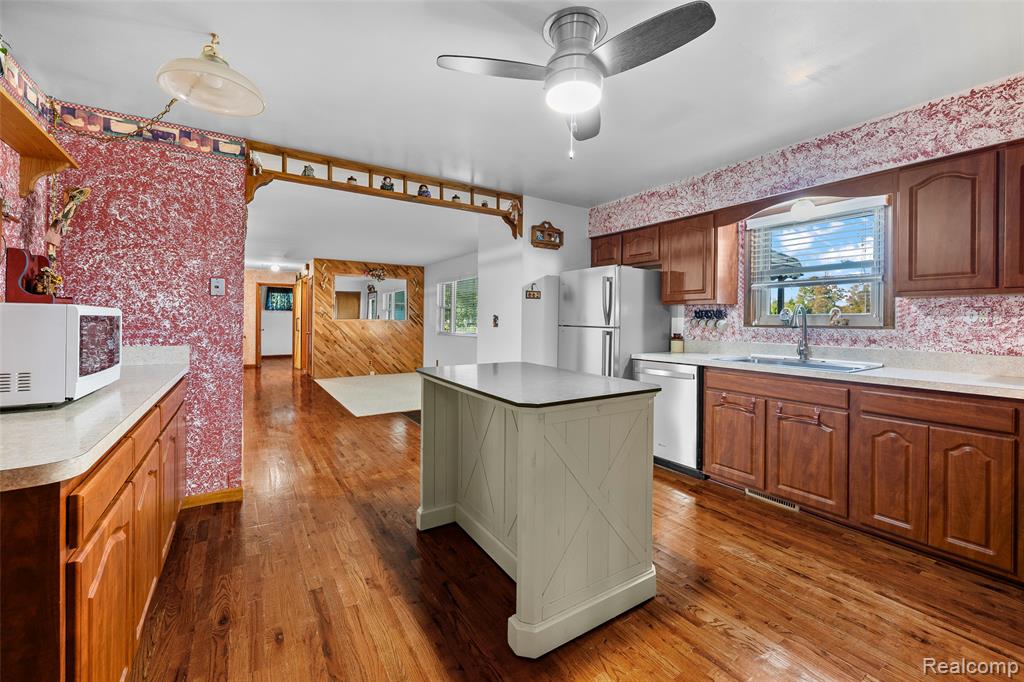 17655 Lohr Road, Sumpter, MI 48111 — Photo 38
