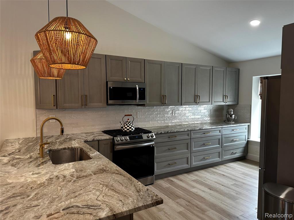 51565 Hickory Lane, 67, Macomb, MI 48042 — Photo 7