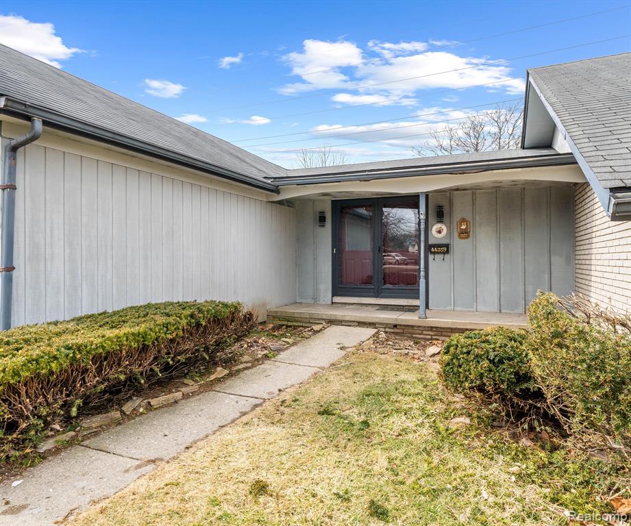 44359 REGIS, Canton, MI 48187 — Photo 5