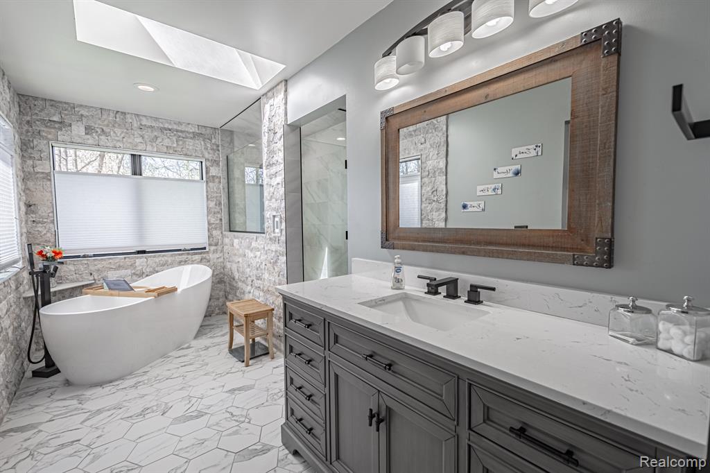 5170 MCKINLEY Road, China, MI — Photo 11