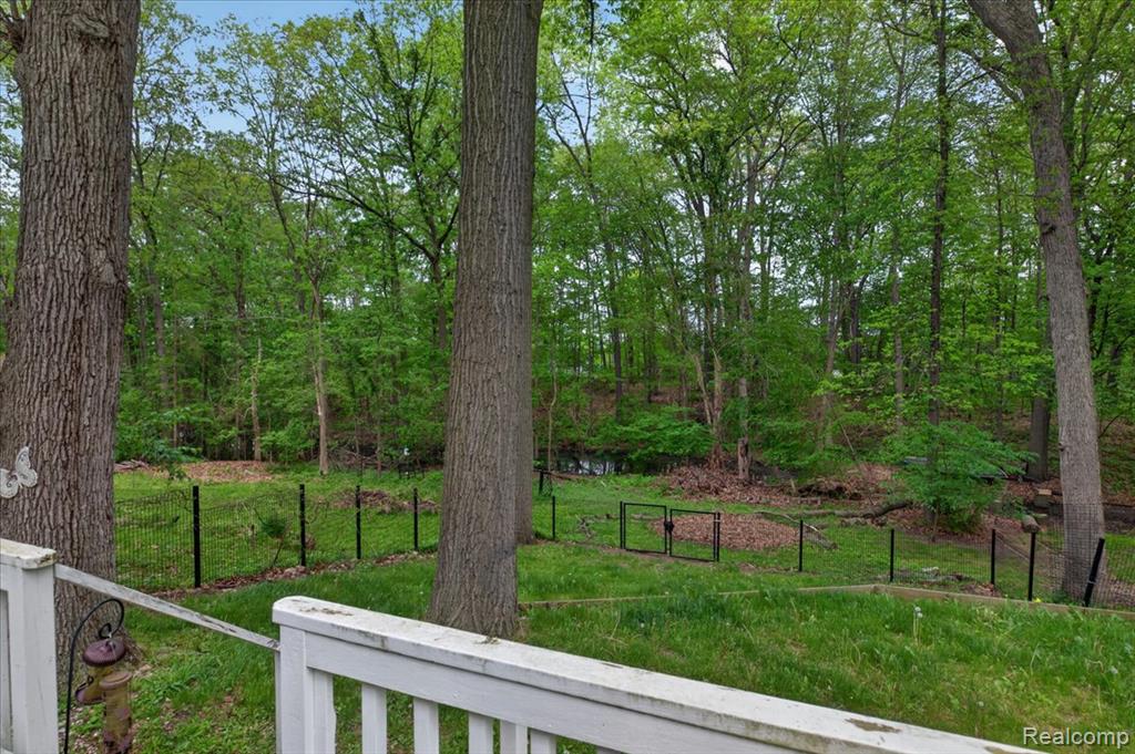 2086 Miles Road, Lapeer, MI 48446 — Photo 37