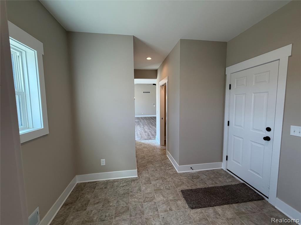 5381 Championship Drive, Linden, MI 48451 — Photo 9