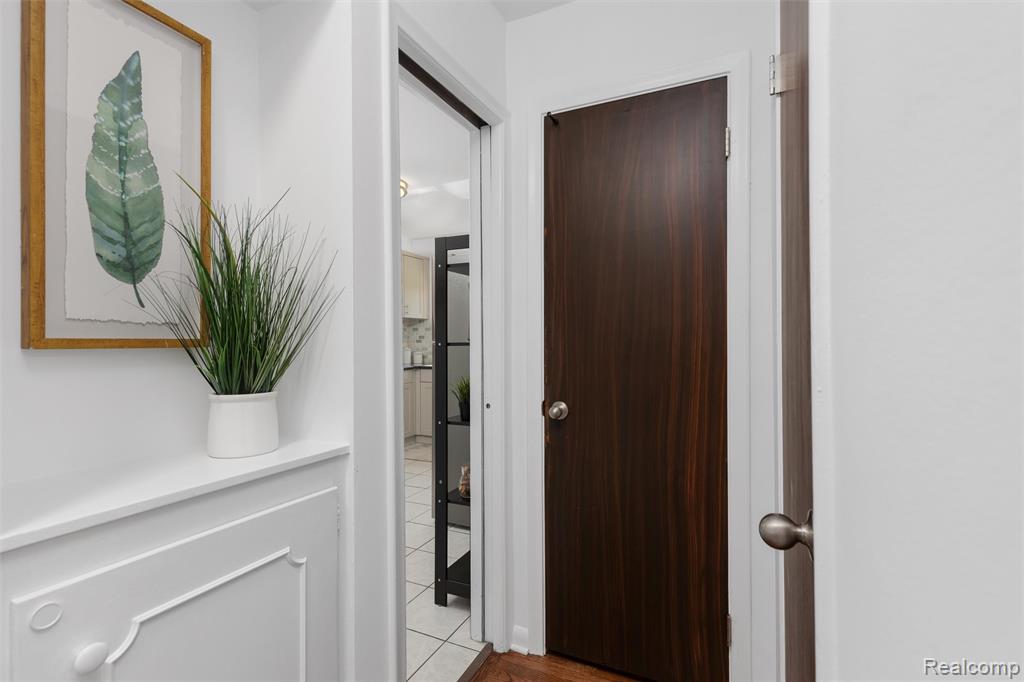 16115 Reedmere Avenue, Franklin, MI 48025 — Photo 20