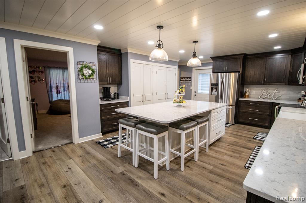 4585 Burt Road, Birch Run, MI 48415 — Photo 15