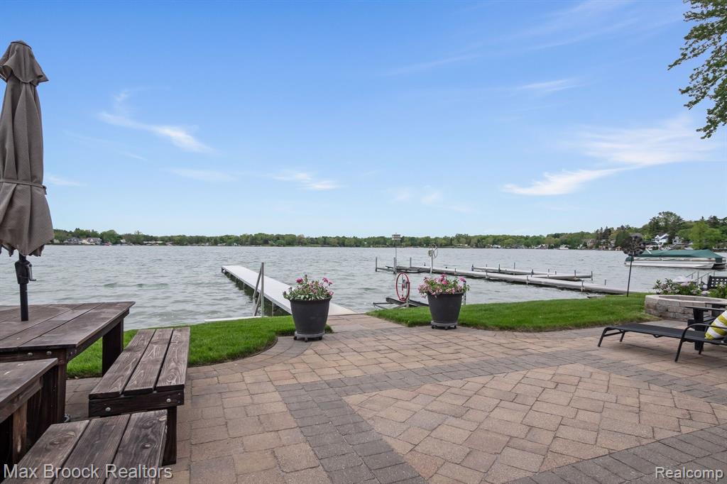9522 Silverside, South Lyon, MI 48178 — Photo 30